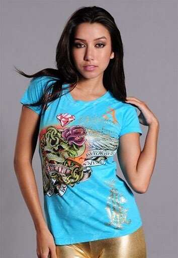 CA womans short sleeves Tee